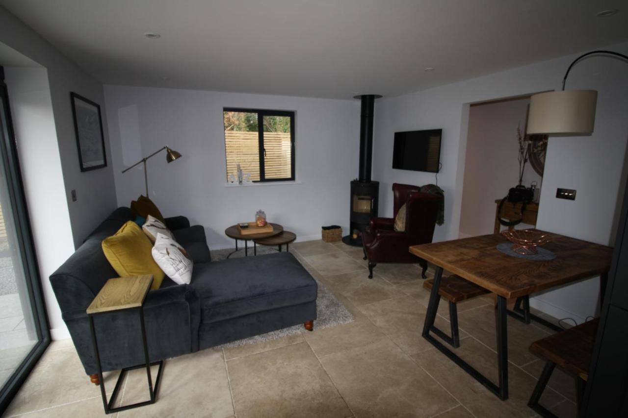 Ryefield Cottage - Luxurious Self-Catered Holiday Cottage With A Log Burner Chichester Buitenkant foto