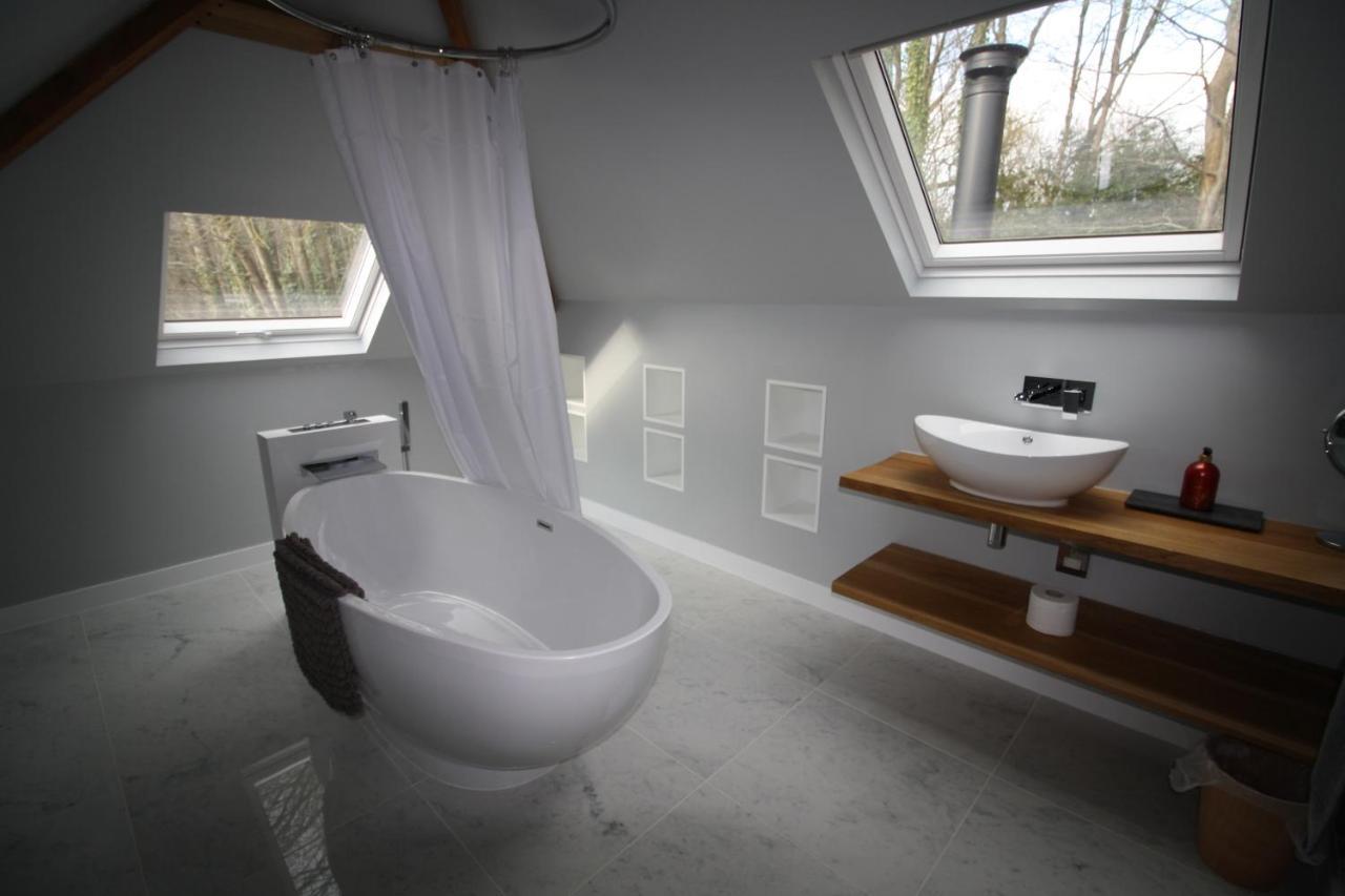 Ryefield Cottage - Luxurious Self-Catered Holiday Cottage With A Log Burner Chichester Buitenkant foto