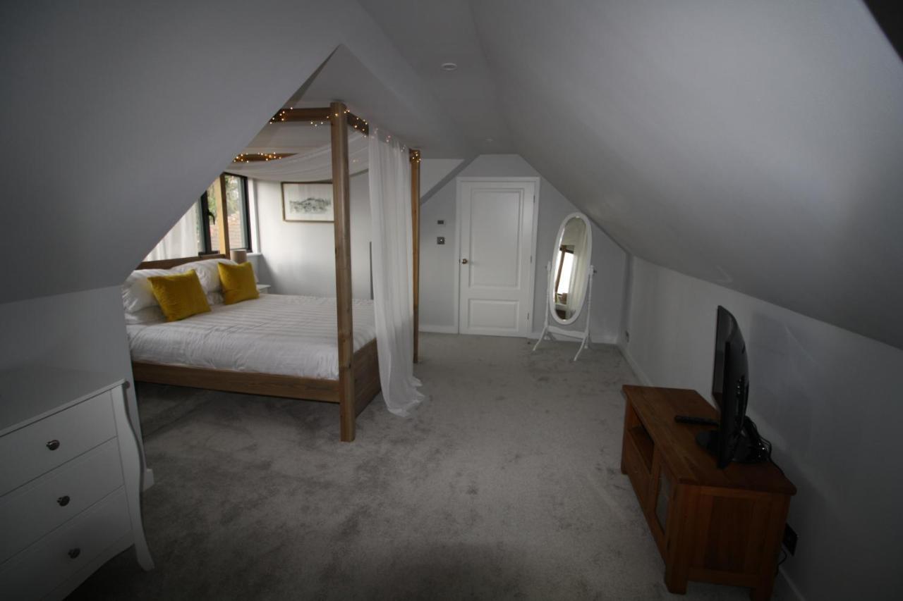 Ryefield Cottage - Luxurious Self-Catered Holiday Cottage With A Log Burner Chichester Buitenkant foto